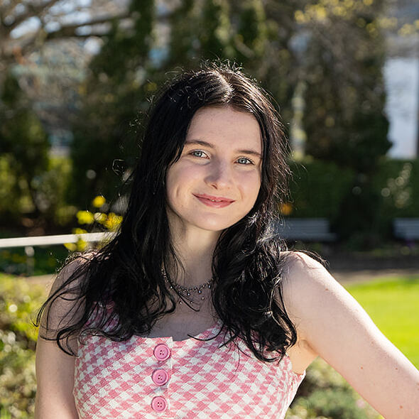 Naomi Tull